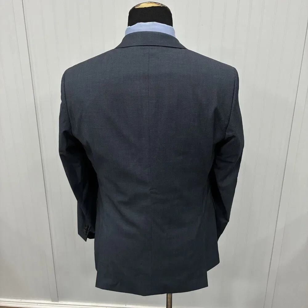 Hugo Boss 40R - W34 x L32 Blue Super 100's Wool Dual-Vent 2-Piece Suit